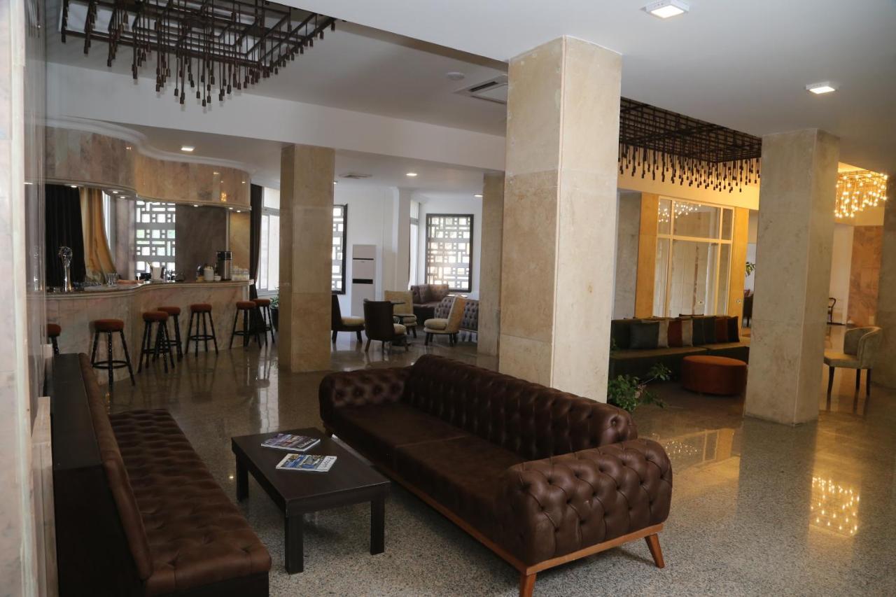 Celebrity Hotel Lapithos  Exterior photo